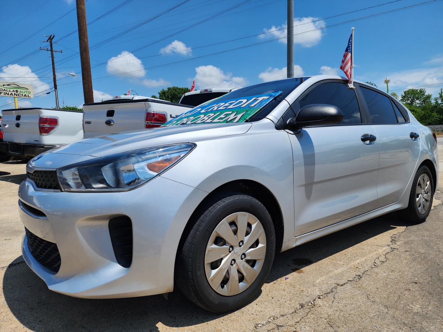 2018 SILVER Kia Rio LX (3KPA24ABXJE) with an 1.6L L4 DOHC 16V engine, 6A transmission, located at 2660 S.Garland Avenue, Garland, TX, 75041, (469) 298-3118, 32.885551, -96.655602 - Welcome to DallasAutos4Less, one of the Premier BUY HERE PAY HERE Dealers in the North Dallas Area. We specialize in financing to people with NO CREDIT or BAD CREDIT. We need proof of income, proof of residence, and a ID. Come buy your new car from us today!! This is a Very clean 2018 KIA RIO LX - Photo#7